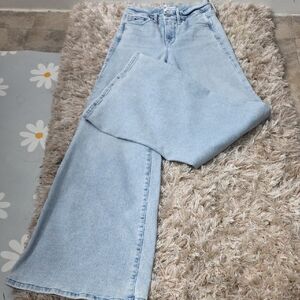Good American Light Wash Wide Leg Jeans